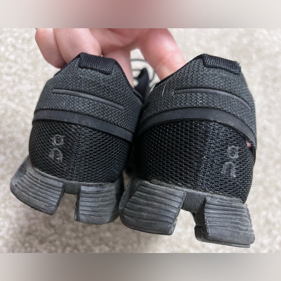 On Running Black Athletic Shoes Womens Size 9. Great used condition - Picture 4 of 6